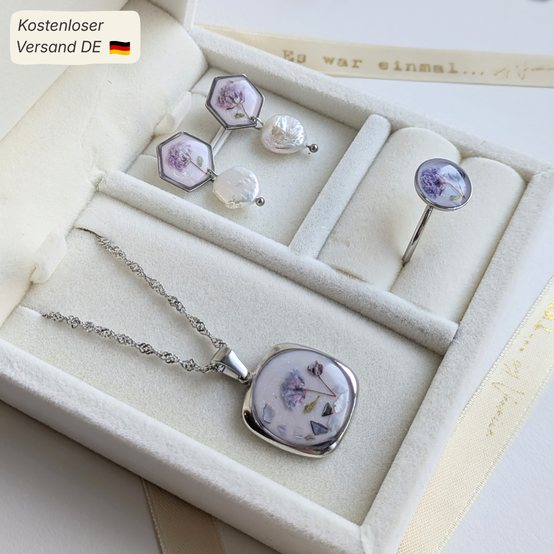 Elegantes Schmuckset mit echten Blumen & Süßwasserperlen – 3-teilig & handgefertigt