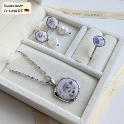 Elegantes Schmuckset mit echten Blumen & Süßwasserperlen – 3-teilig & handgefertigt