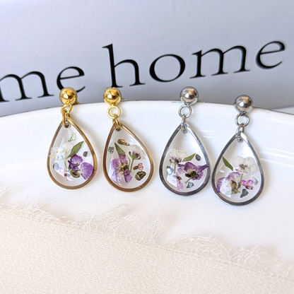 Handgefertigte Teardrop-Ohrringe mit echten Blüten, 2,2cm, Gold & Silber, Hypoallergener Edelstahl
