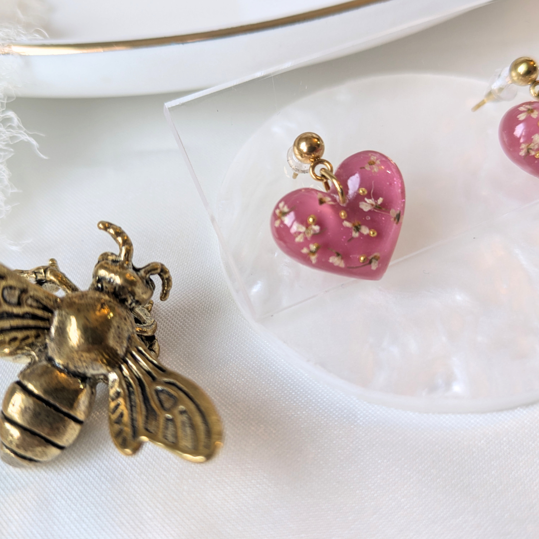 Handgefertigte Ohrringe mit echten Blumen und Blättern, Edelstahl, kreatives Geschenk, 2,5 cm, goldfarben, Herzform