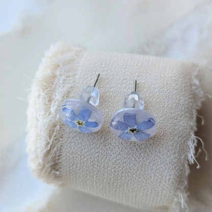 Handgefertigte Vergissmeinnicht-Ohrstecker, Echte Blumen, Hypoallergener Edelstahl, 1 cm